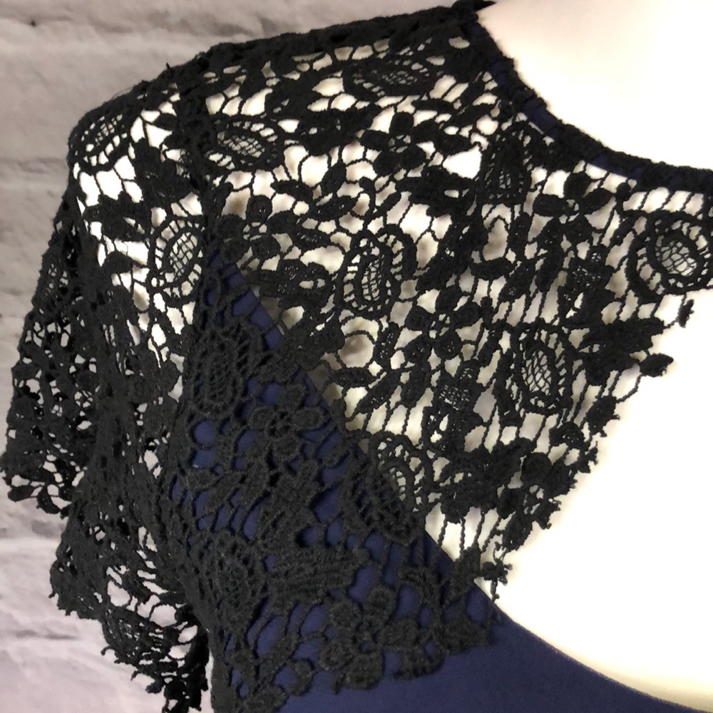 Pins and needles dress blue lace open back sz L